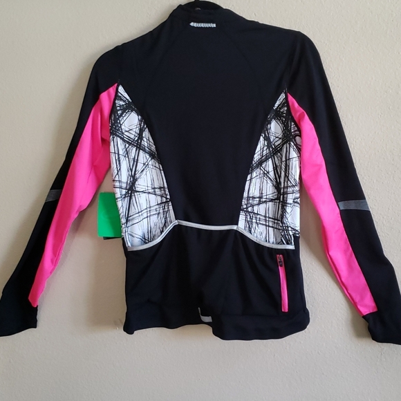 Performance Bicycle Pullover. - Picture 2 of 7